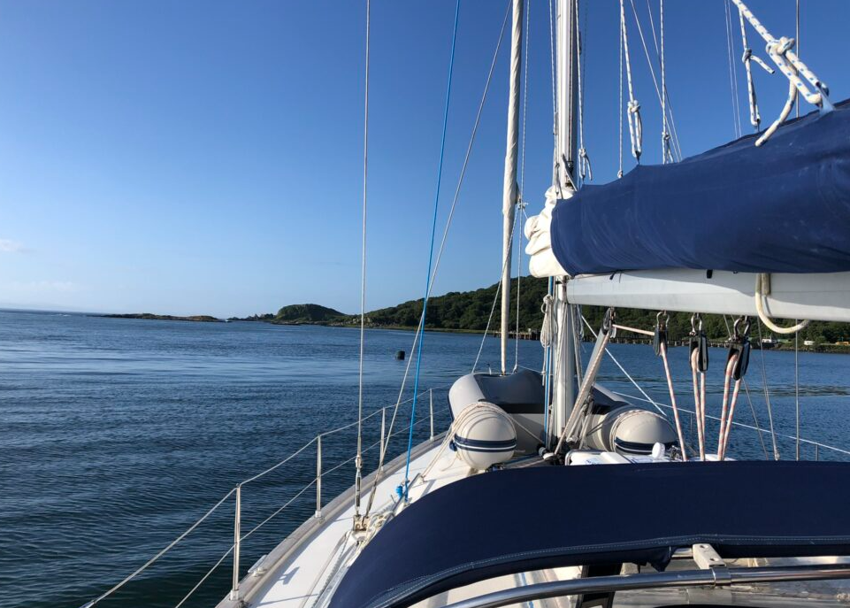 Upholstery for Boats Guide to Improve Comfort, Protection and Long-Term Marine Value